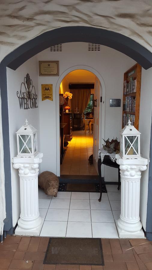 Old N New Bed & Breakfast Umhlanga Rocks Extérieur photo