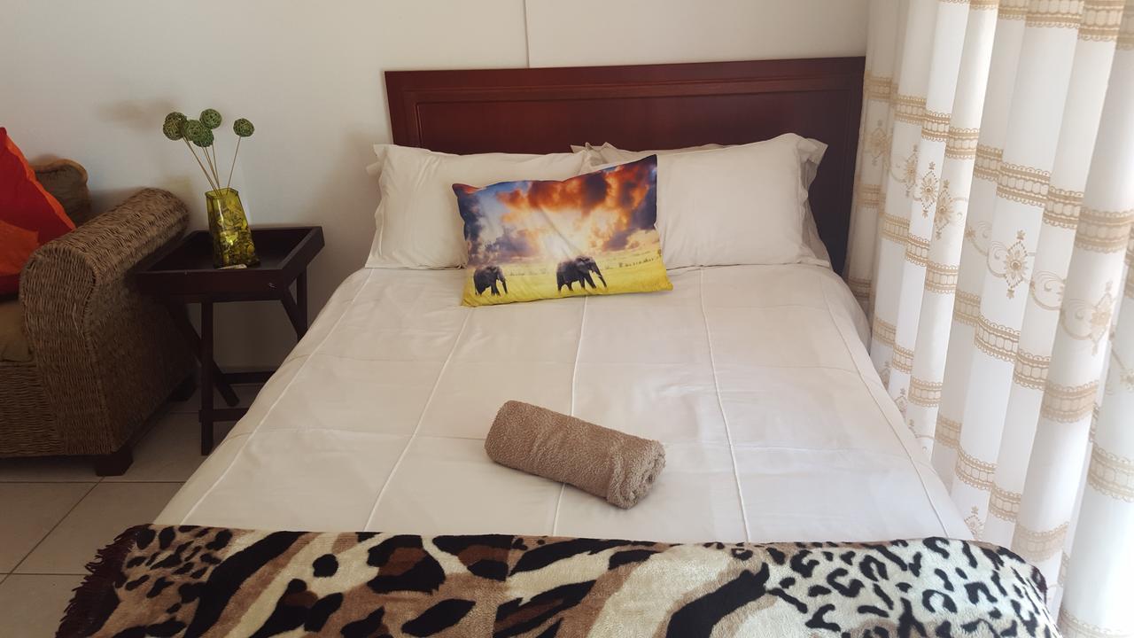 Old N New Bed & Breakfast Umhlanga Rocks Extérieur photo